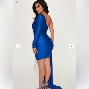 Elegant Blue One-Shoulder Dress